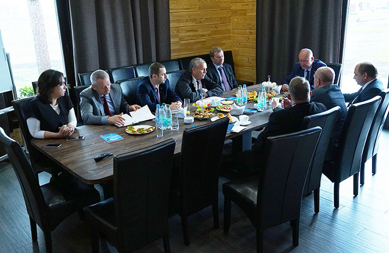 Discussion of the strategy and prospects for cooperation with representatives of the administration of the Mogilev region