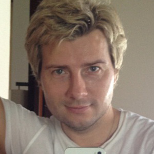  Николай Басков переборщил с «натуральностью» цвета волос