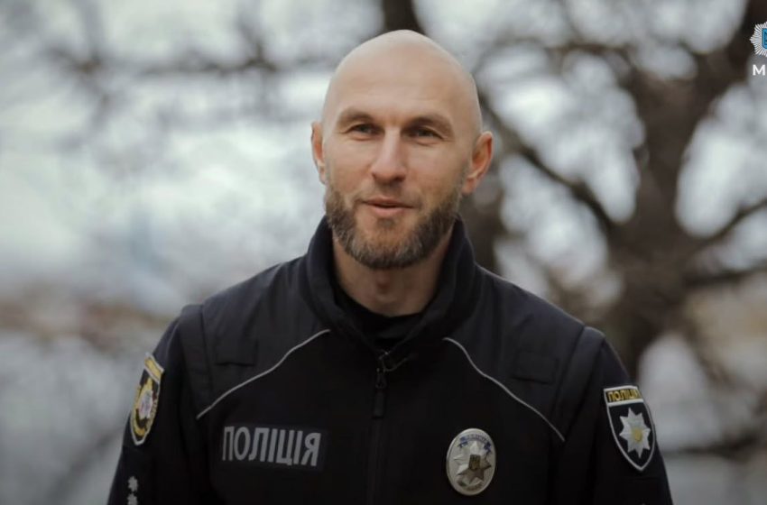 Стало відомо, скільки заробив поліцейський Євген Шевцов та його родина