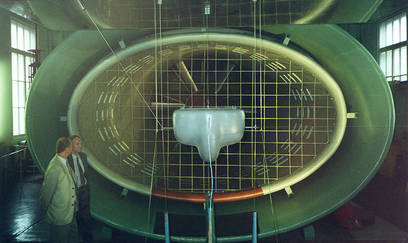 Aerodynamic tests of the SkyWay high-speed (up to 500 km/h) rolling stock (scale 1:5) in a wind tunnel of the Krylov Central scientific and research institute (St. Petersburg), 1995-2001